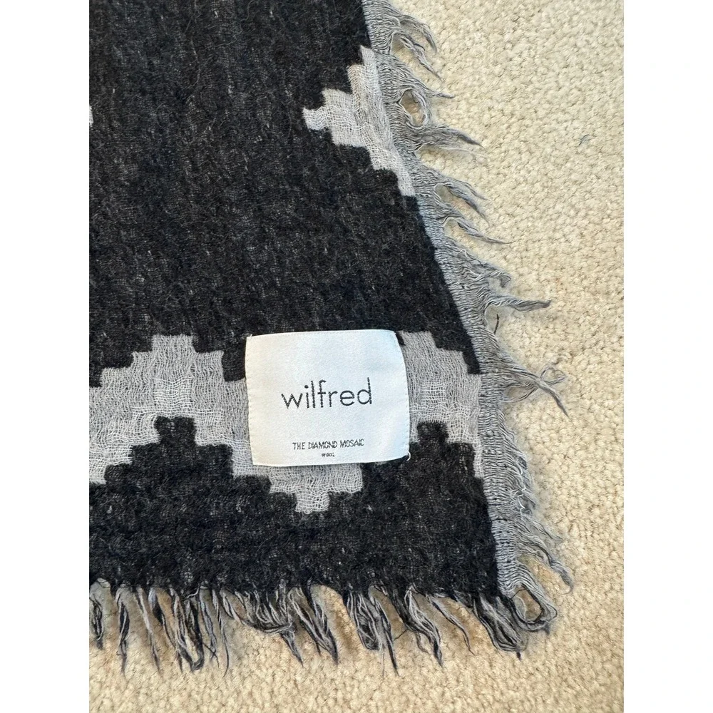 Wilfred Aritzia 100% Wool Fringe Scarf Black Gray Geometric Oversized Wrap